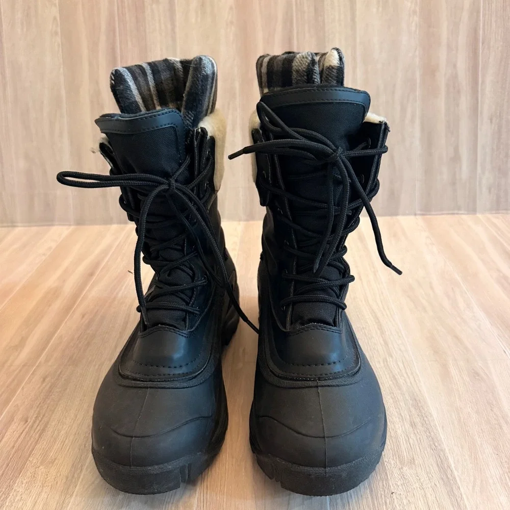 Kamik Sugarloaf Winter Boots Womens 9 Black Plaid Lined Waterproof Boots